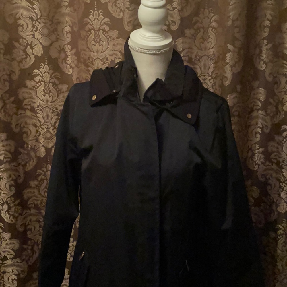 Jones New York Water Resistant Black Coat sz Medium